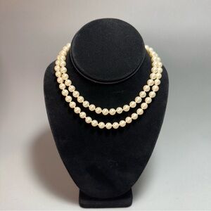 Vintage Classic Elegant Cream 14" Long Faux Glass Pearl Necklace
